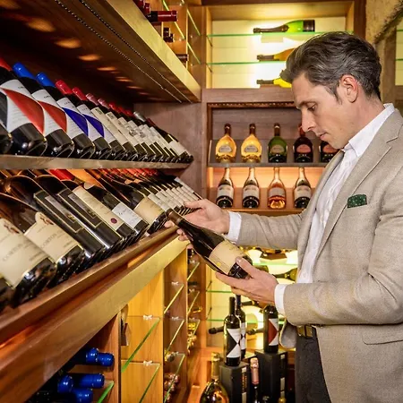 Peak - Your Own Private Luxury - Includes Professional Staff And Catering - Voted World's * Ζερμάτ